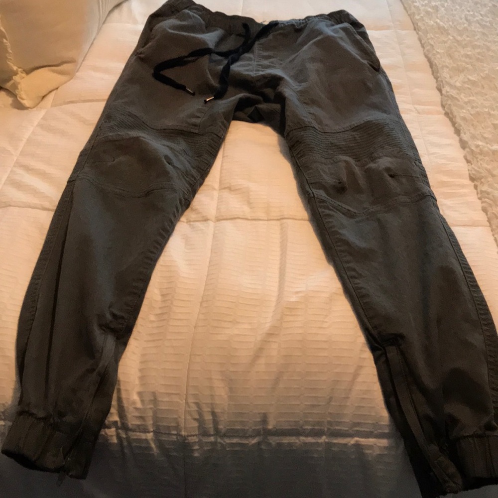 Men's Cotton On drop crotch fit joggers Size M/32